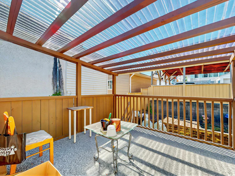 2514 E 27th Avenue, Vancouver, BC, V5R 1N1 - 11
