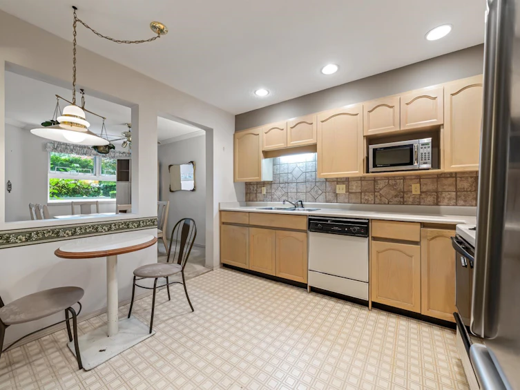 106-1240 Quayside Drive, New Westminster, BC, V3M 6H1 - 12