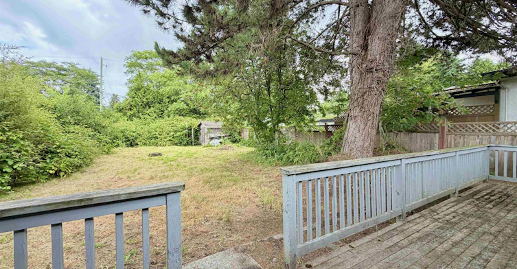 13475 Hilton Road, Surrey, BC, V3R 5J3 - 13