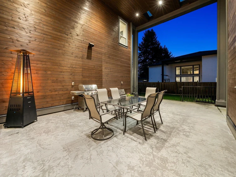 23697 Old Yale Road, Langley, BC, V2Z 2K4 - 5