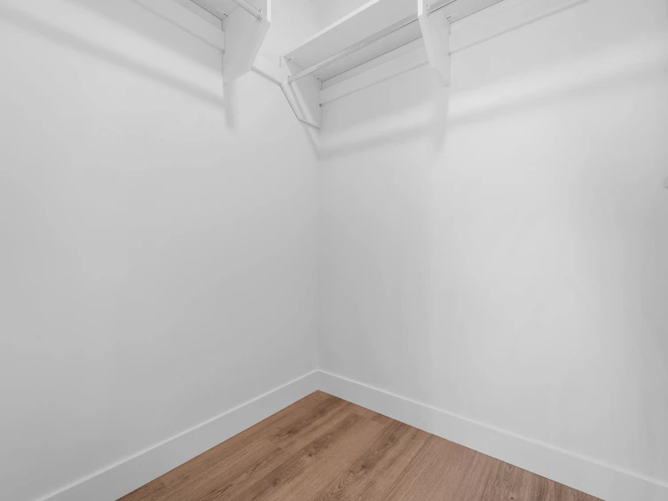 601-7977 Lansdowne Road, Richmond, BC, V6X 0X5 - 11