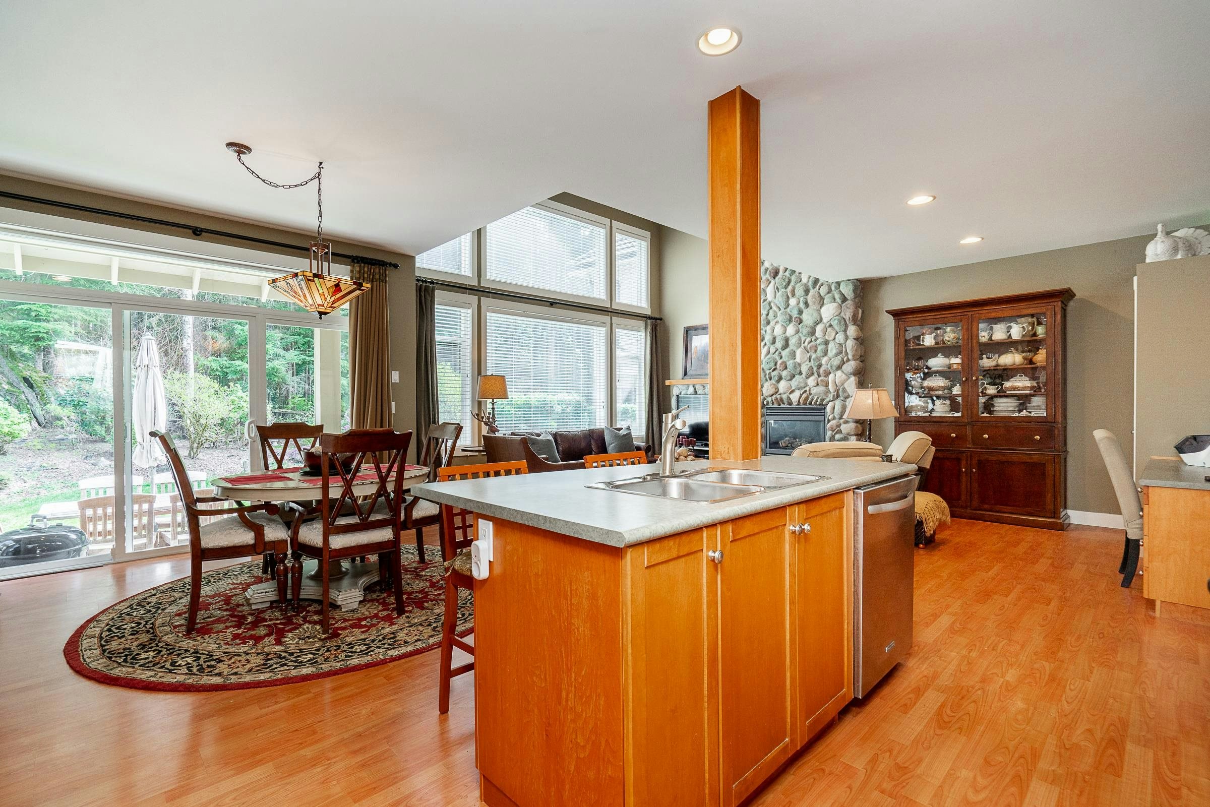 1899 Parkway Boulevard, Coquitlam, BC, V3E 3L5 - 8