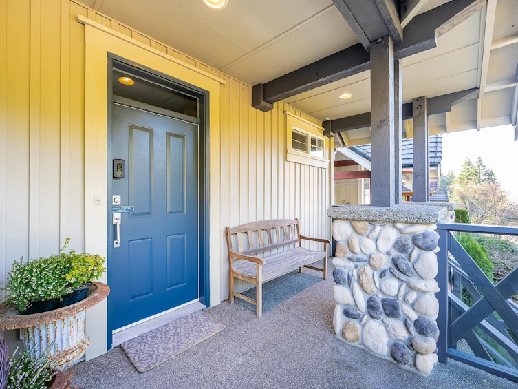 1899 Parkway Boulevard, Coquitlam, BC, V3E 3L5 - 3