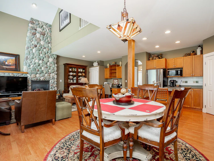 1899 Parkway Boulevard, Coquitlam, BC, V3E 3L5 - 12