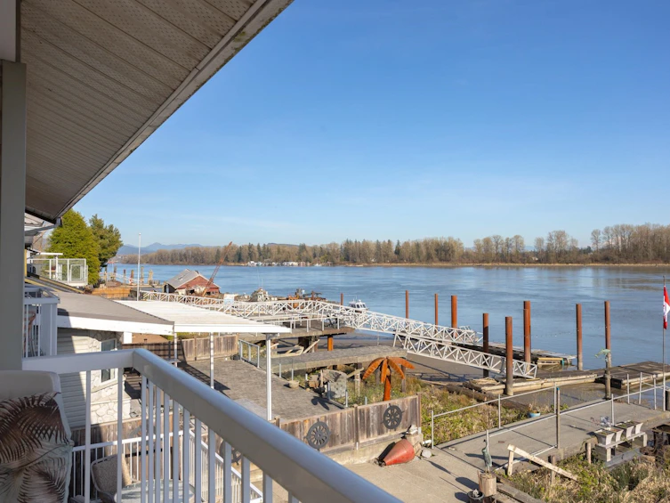 20346 Wharf Street, Maple Ridge, BC, V2X 1Z3 - 23