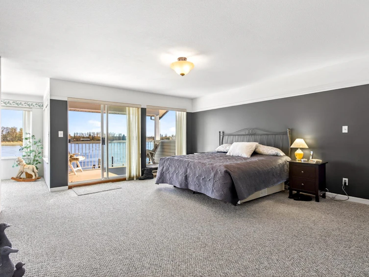 20346 Wharf Street, Maple Ridge, BC, V2X 1Z3 - 18