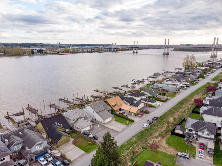 20346 Wharf Street, Maple Ridge, BC, V2X 1Z3 - 38