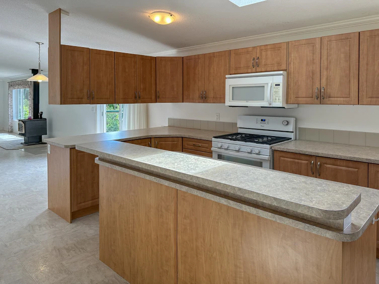 8097 Redrooffs Road, Halfmoon Bay, BC, V7Z 1C7 - 10
