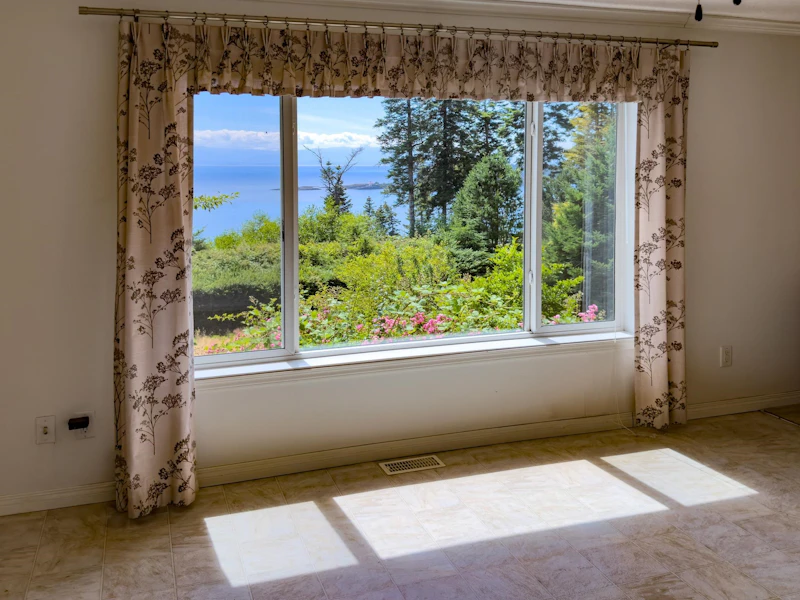 8097 Redrooffs Road, Secret Cove BC