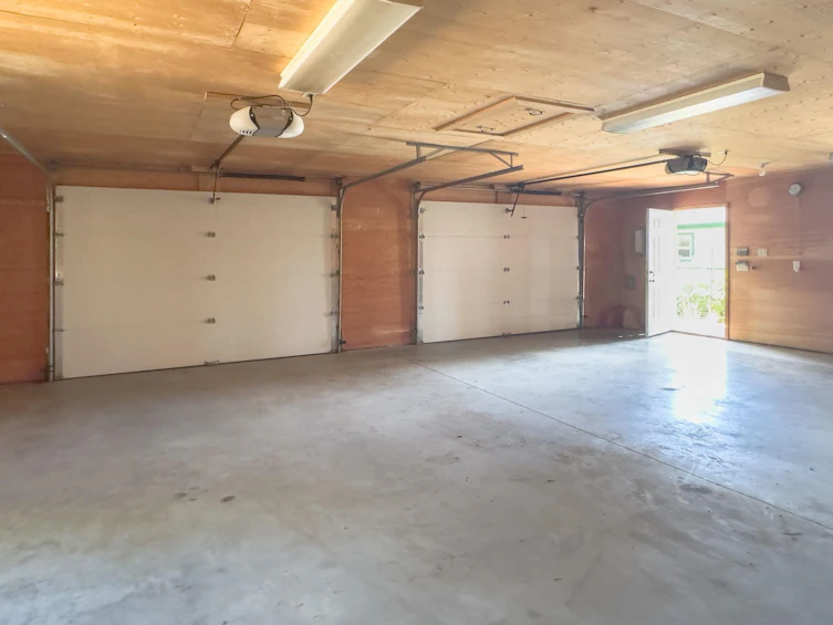 8097 Redrooffs Road, Halfmoon Bay, BC, V7Z 1C7 - 31