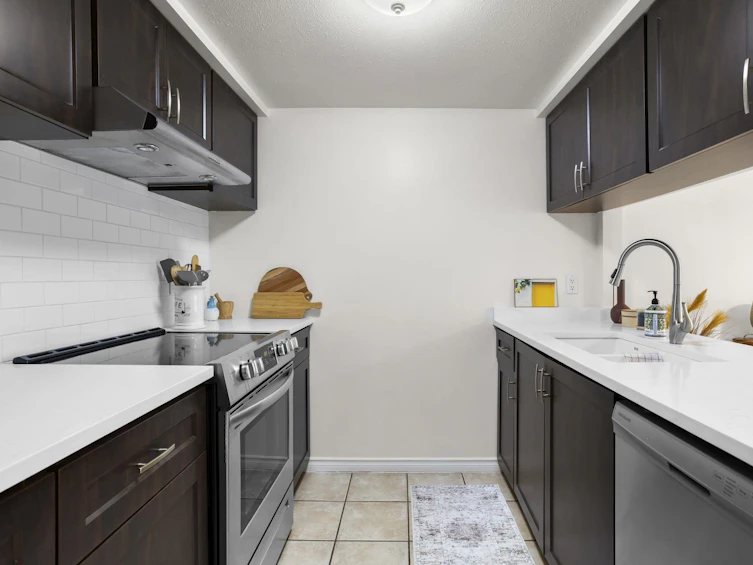6-340 Ginger Drive, New Westminster, BC, V3L 5L7 - 14