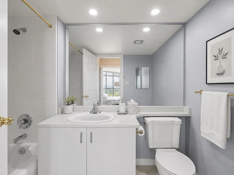 1701-14881 103a Avenue, Surrey, BC, V3R 0M5 - 12
