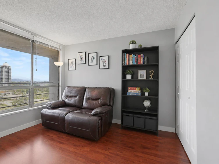 1701-14881 103a Avenue, Surrey, BC, V3R 0M5 - 13