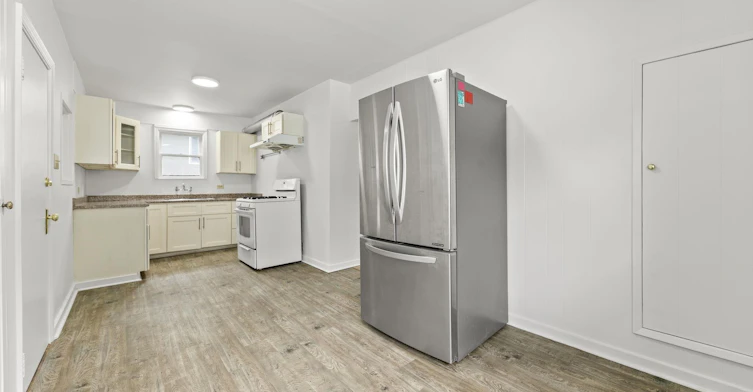 4736 Knight Street, Vancouver, BC, V5N 3N2 - 13