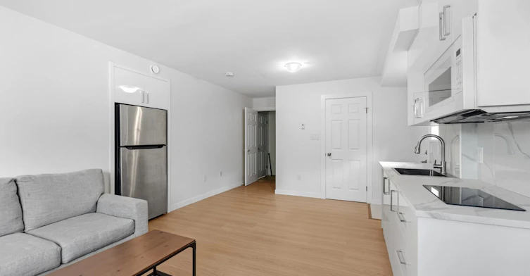 Studio-3XXX St. Andrews Avenue, North Vancouver, BC, V7N 2A3 - 6