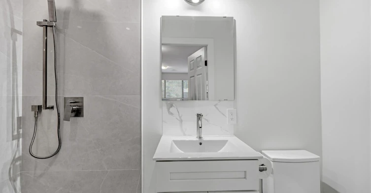 Studio-3XXX St. Andrews Avenue, North Vancouver, BC, V7N 2A3 - 7