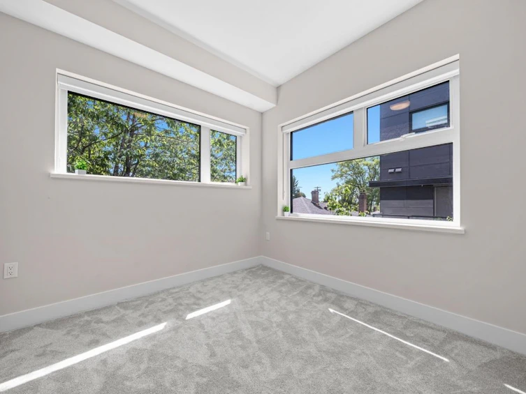 130 W Woodstock Avenue, Vancouver, BC, V5Y 0P4 - 15