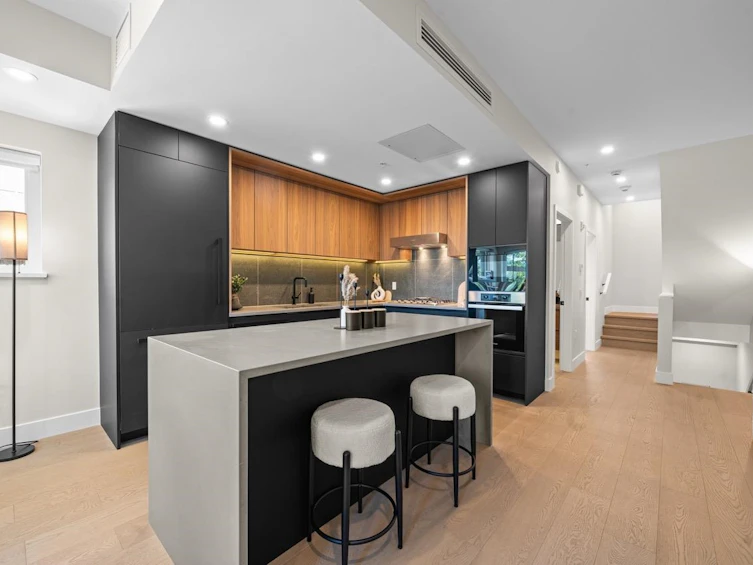 5-128 W Woodstock Avenue, Vancouver, BC, V5Y 0P4 - 7