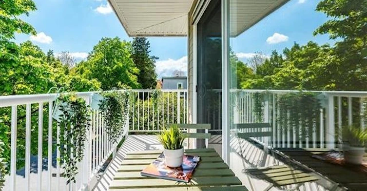 304-8690 Montcalm Street, Vancouver, BC, V6P 4P8 - 4
