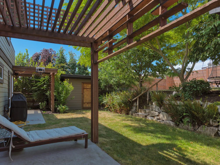 5631 Page Road, Sechelt, BC, V7Z 0N7 - 31