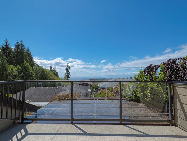 5631 Page Road, Sechelt, BC, V7Z 0N7 - 18