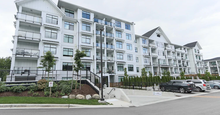 508-3317 148 Street, Surrey, BC, V4P 1A8