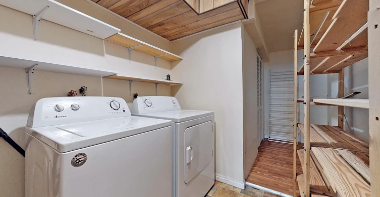 768 Como Lake Avenue, Coquitlam, BC, V3J 3N1 - 20