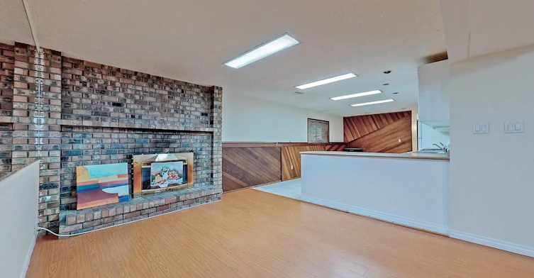 768 Como Lake Avenue, Coquitlam, BC, V3J 3N1 - 3
