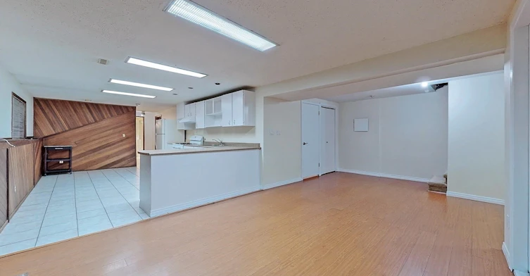768 Como Lake Avenue, Coquitlam, BC, V3J 3N1 - 4
