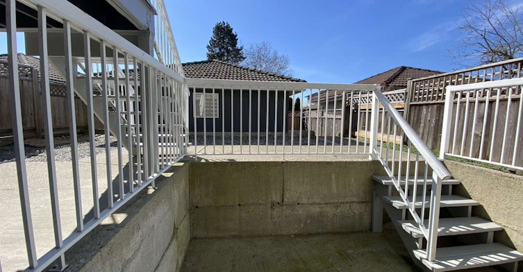 1 Bed Suite-5536 Neville Street, Burnaby, BC, V5J 2H7 - 5
