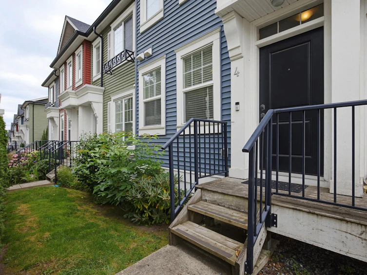 4-2850 Mccallum Road, Abbotsford, BC, V2S 3R3 - 2
