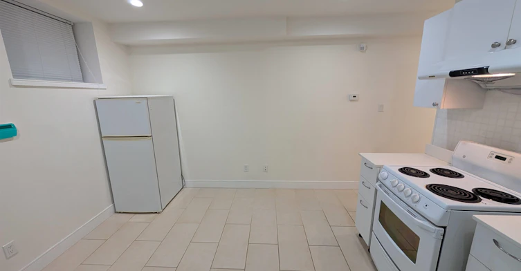 1BED-25XX E 28 Avenue, Vancouver, BC, V5R 1R7 - 6