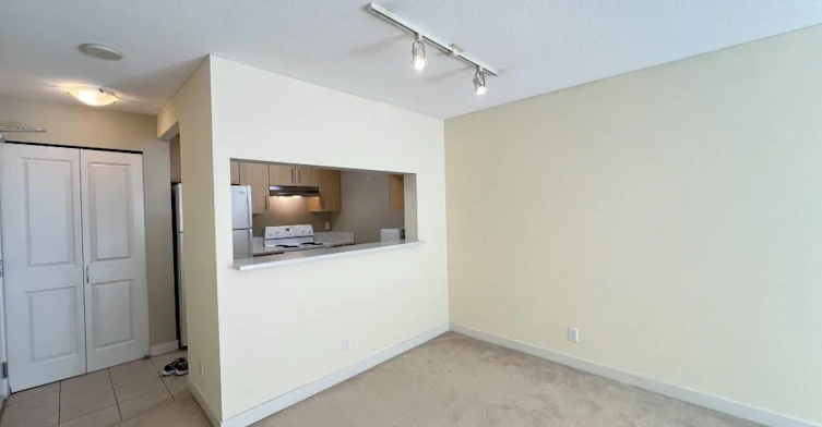 201-3660 Vanness Avenue, Vancouver, BC, V5R 6H8 - 10