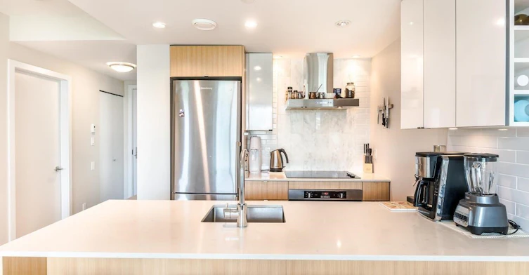 701-159 W 2nd Avenue, Vancouver, BC, V5Y 0L8 - 6