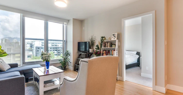 701-159 W 2nd Avenue, Vancouver, BC, V5Y 0L8 - 2