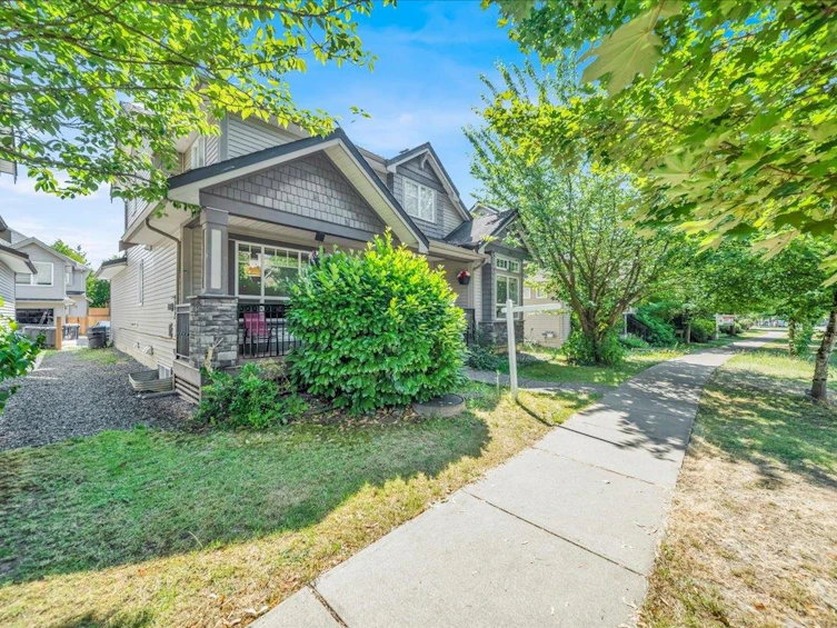 7032 195a Street, Surrey, BC, V4N 5Z2 - 2