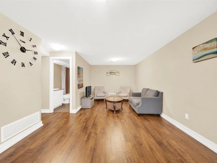 7032 195a Street, Surrey, BC, V4N 5Z2 - 26