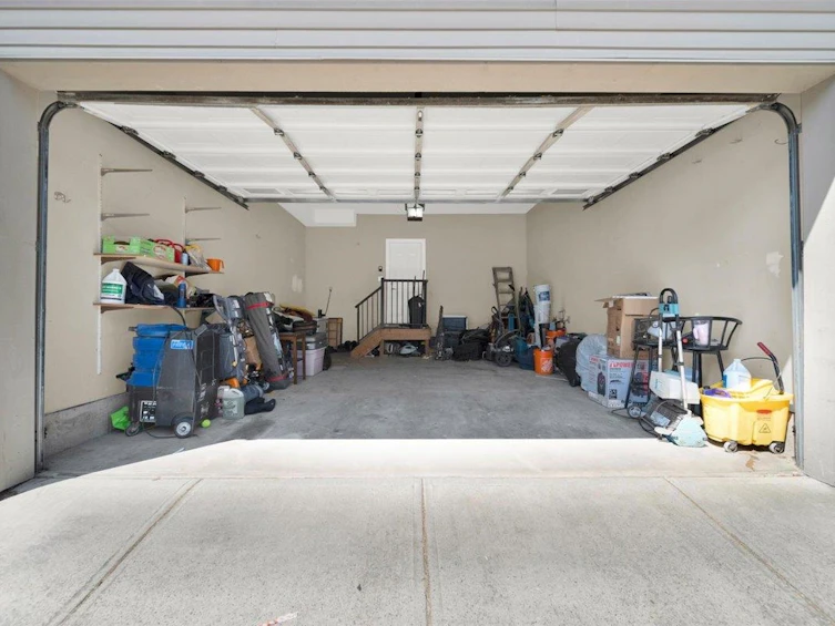 7032 195a Street, Surrey, BC, V4N 5Z2 - 33