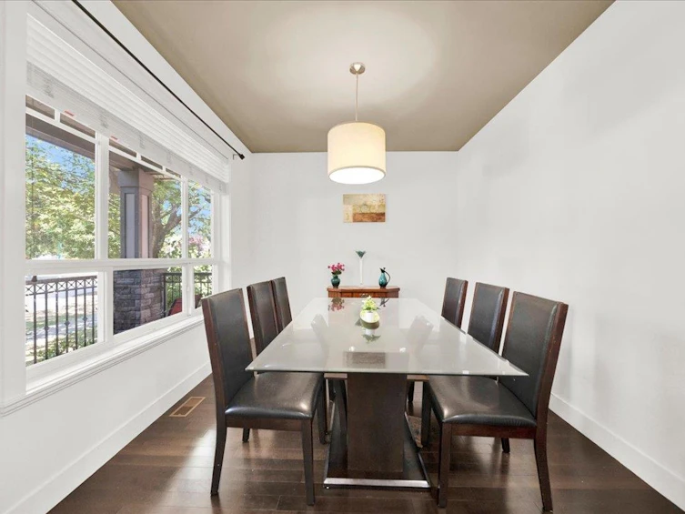7032 195a Street, Surrey, BC, V4N 5Z2 - 6