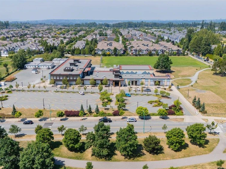 7032 195a Street, Surrey, BC, V4N 5Z2 - 38