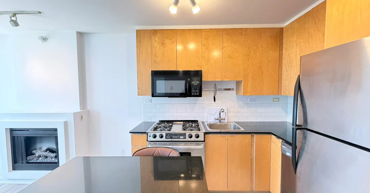 904-989 Beatty Street, Vancouver, BC, V6Z 3C2 - 2