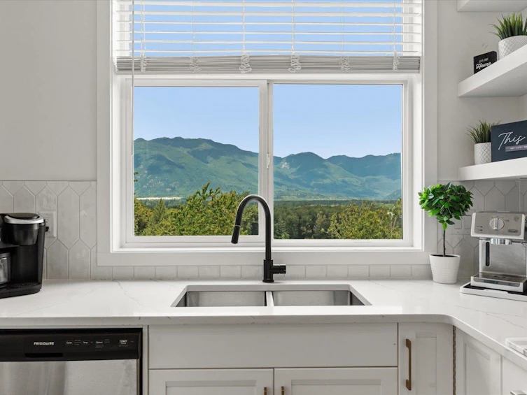11-43998 Chilliwack Mountain Road, Chilliwack, BC, V2R 4A1 - 10