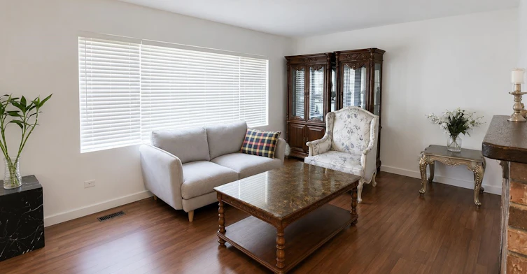 8100 French Street, Vancouver, BC, V6P 4V9 - 2
