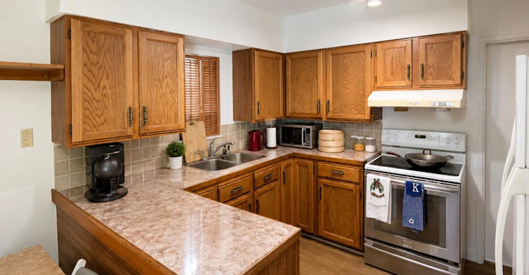 8100 French Street, Vancouver, BC, V6P 4V9 - 3