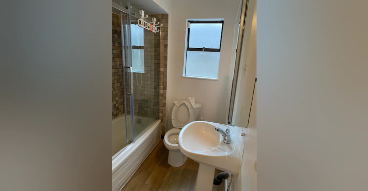 8100 French Street, Vancouver, BC, V6P 4V9 - 10