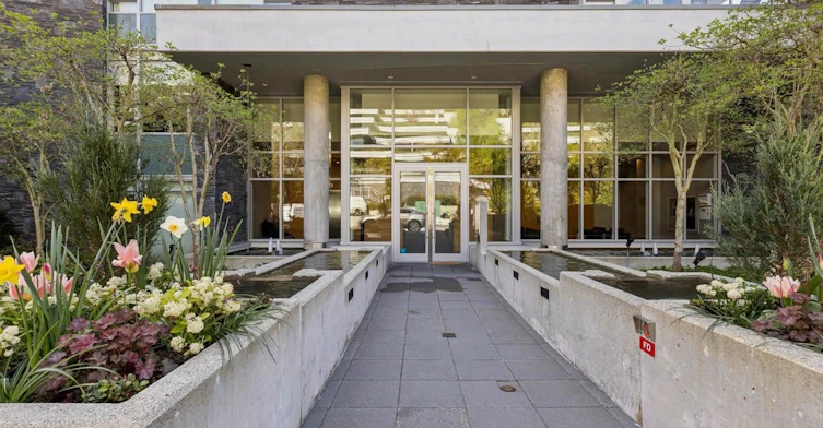 204-866 Arthur Erickson Place, West Vancouver, BC, V7T 1J1 - 3