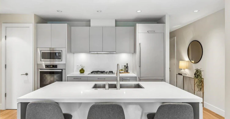 204-866 Arthur Erickson Place, West Vancouver, BC, V7T 1J1 - 8