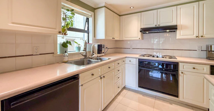 302-1520 Harwood, Vancouver, BC, V6G 1X9 - 15