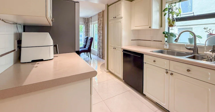 302-1520 Harwood, Vancouver, BC, V6G 1X9 - 17