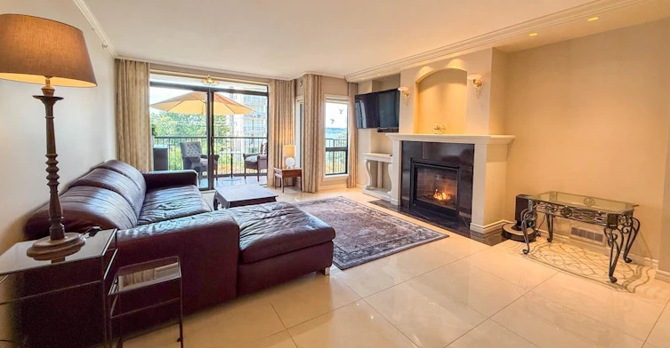302-1520 Harwood, Vancouver, BC, V6G 1X9 - 2